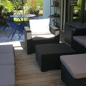  Apartment Dans Un Jardin